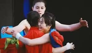 曼联2弃将左右意甲冠军，4500万前锋梅开二度，那不勒斯5连胜登顶